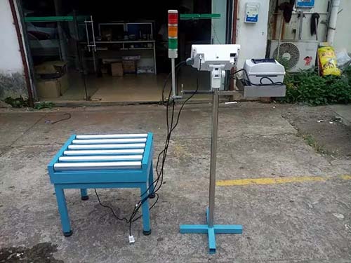 食（shí）品廠30公斤帶打印滾筒（tǒng）電子（zǐ）秤  流水線（xiàn）輸送秤（chèng）帶報警（jǐng）