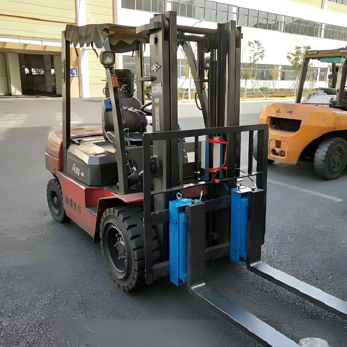燃油叉車加裝稱重係統 叉車加裝電（diàn）子秤（chèng）